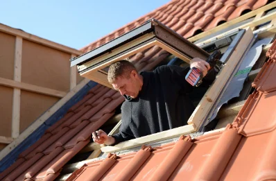 Pose de fenêtres de toit Velux au Port